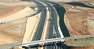 Technical assistance for the control and surveillance of works autovía A-66, Ruta de la Plata. Section Montejo-Guijuelo. Salamanca (Spain).