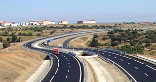 Technical assistance for the control and surveillance of works autovía A-66, Ruta de la Plata. Section Montejo-Guijuelo. Salamanca (Spain).